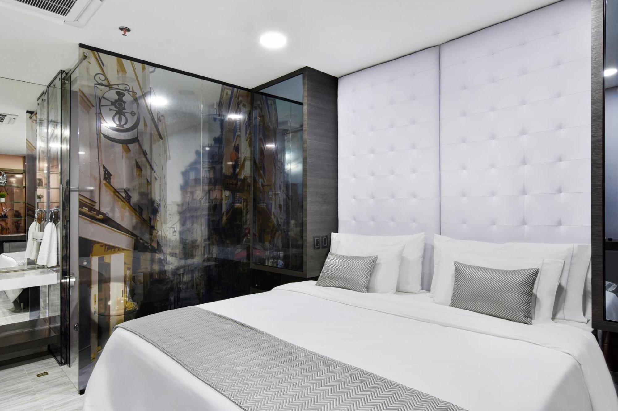 1Million Luxury Suites Medellín Buitenkant foto